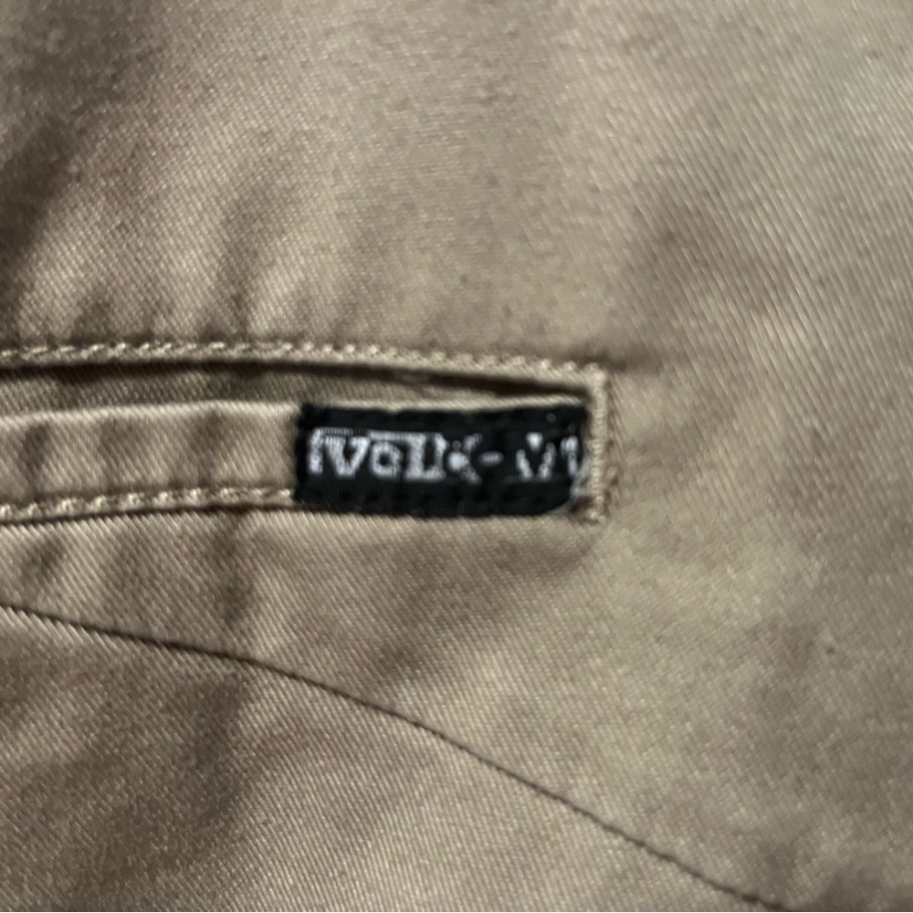 Volcom Shorts - Picture 3 of 6
